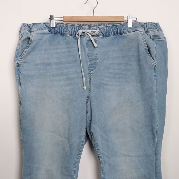 Torrid Elastic Waist Jeans size 4S - Picture 2 of 6